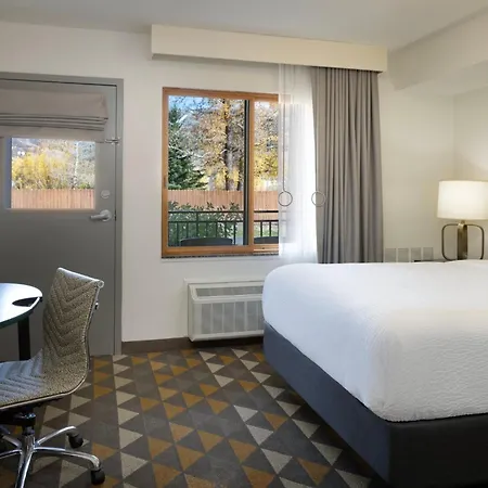 Holiday Inn Steamboat Springs By Ihg Exterior photo