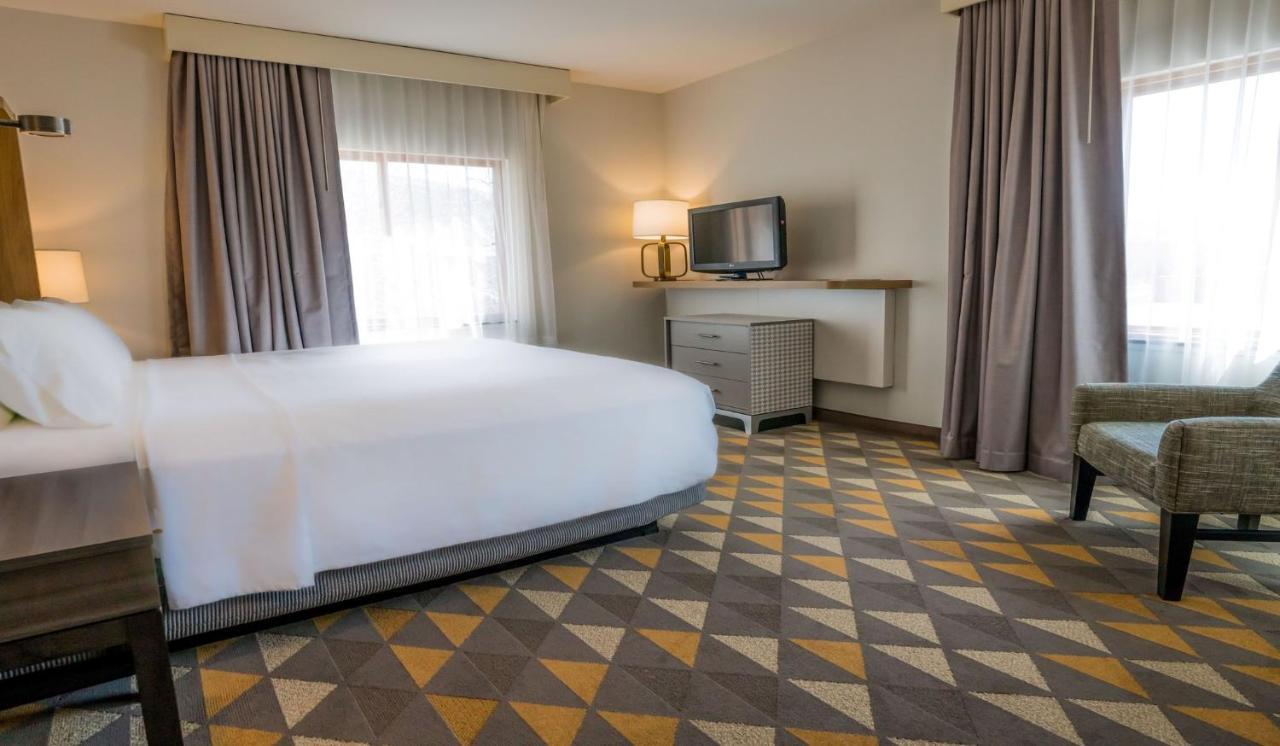 Hotel By Ihg 3*