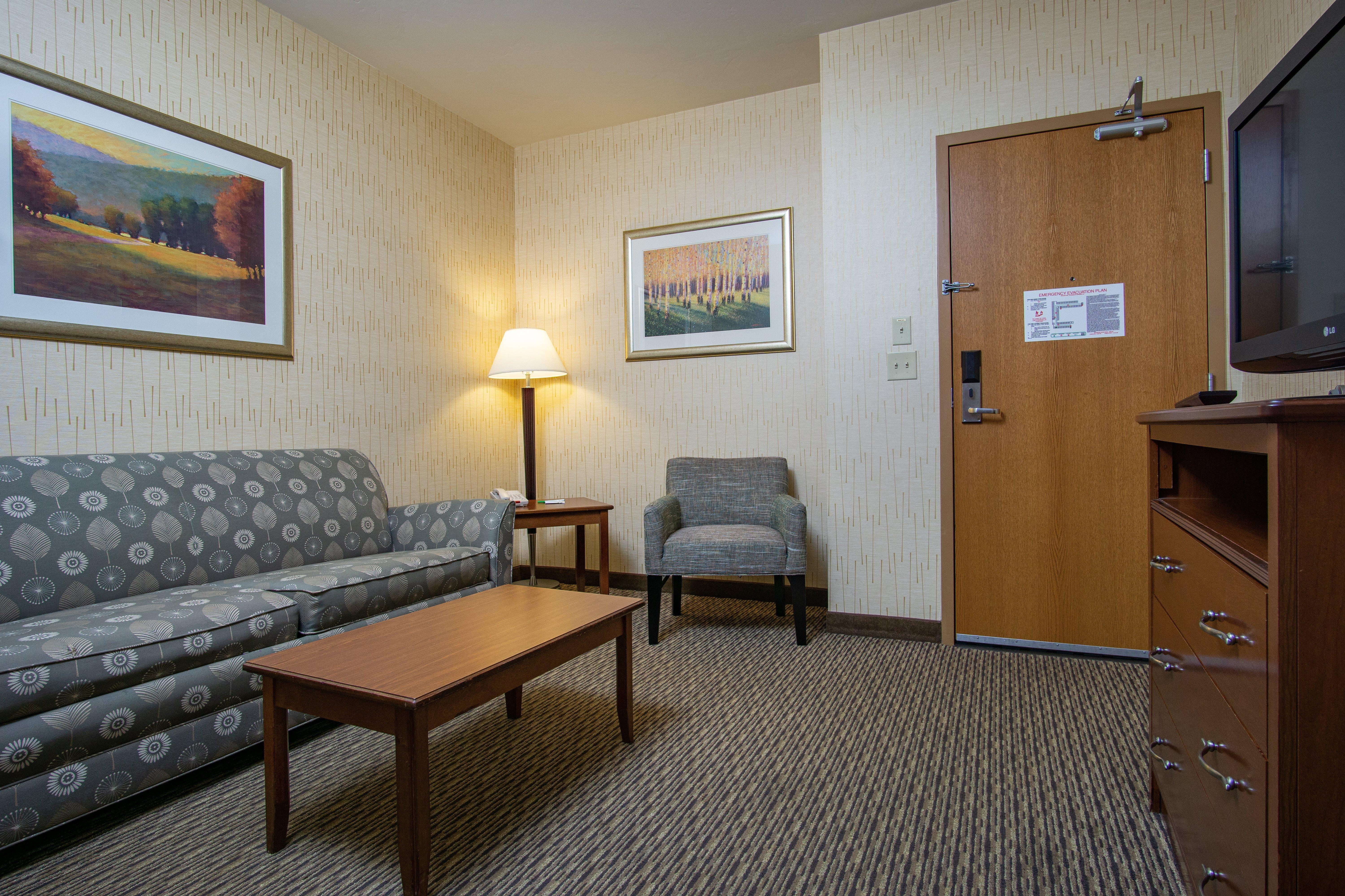 Hotel By Ihg