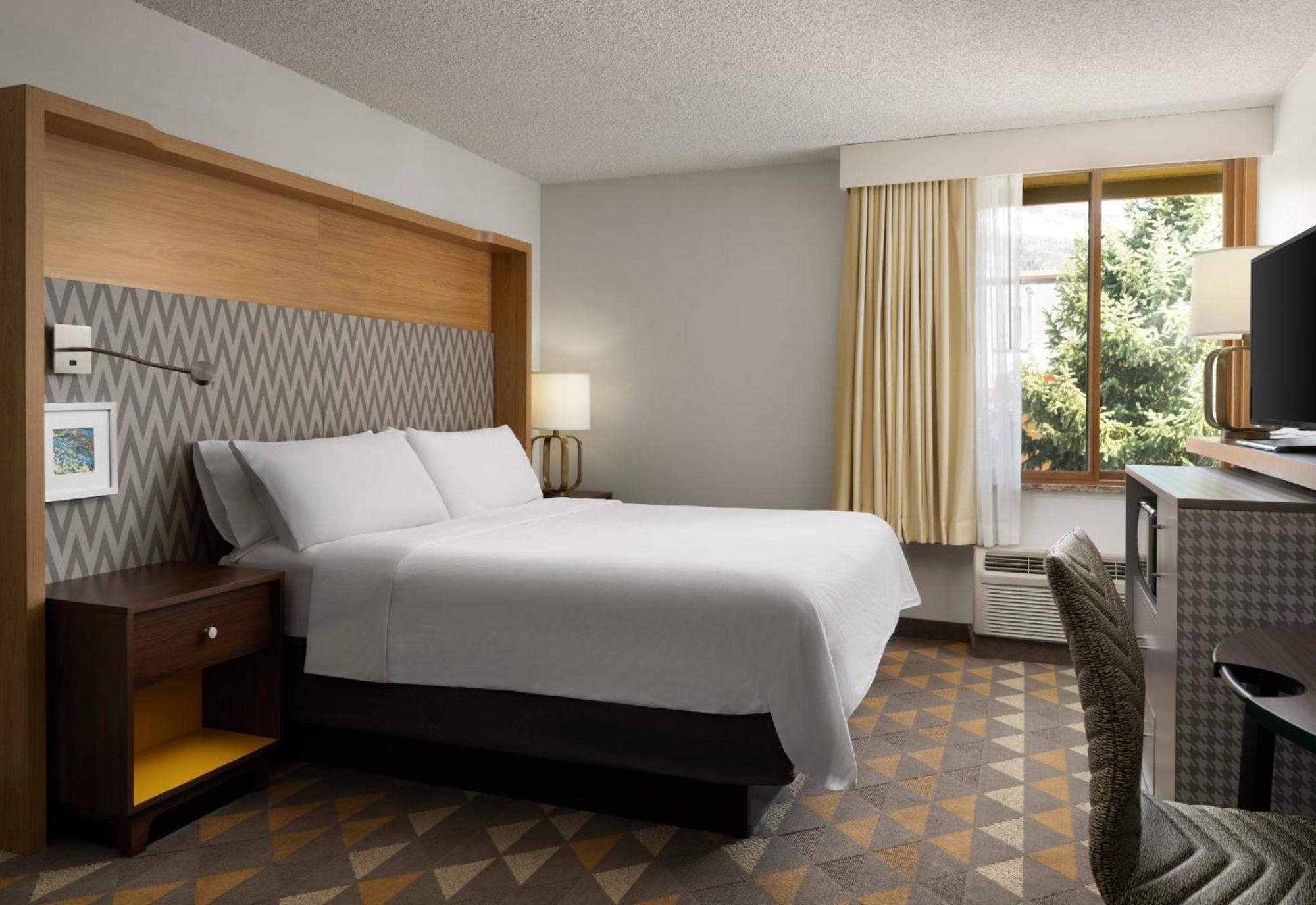 By Ihg Hotel Steamboat Springs