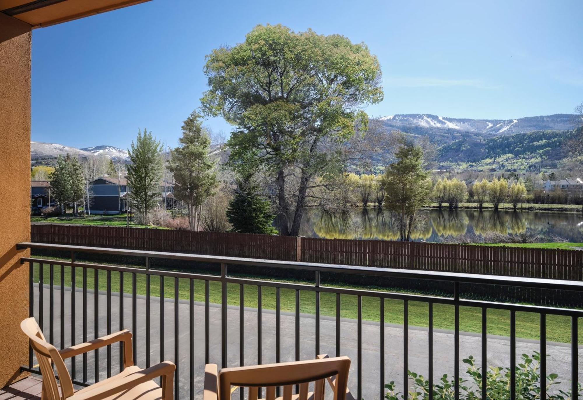 By Ihg Steamboat Springs