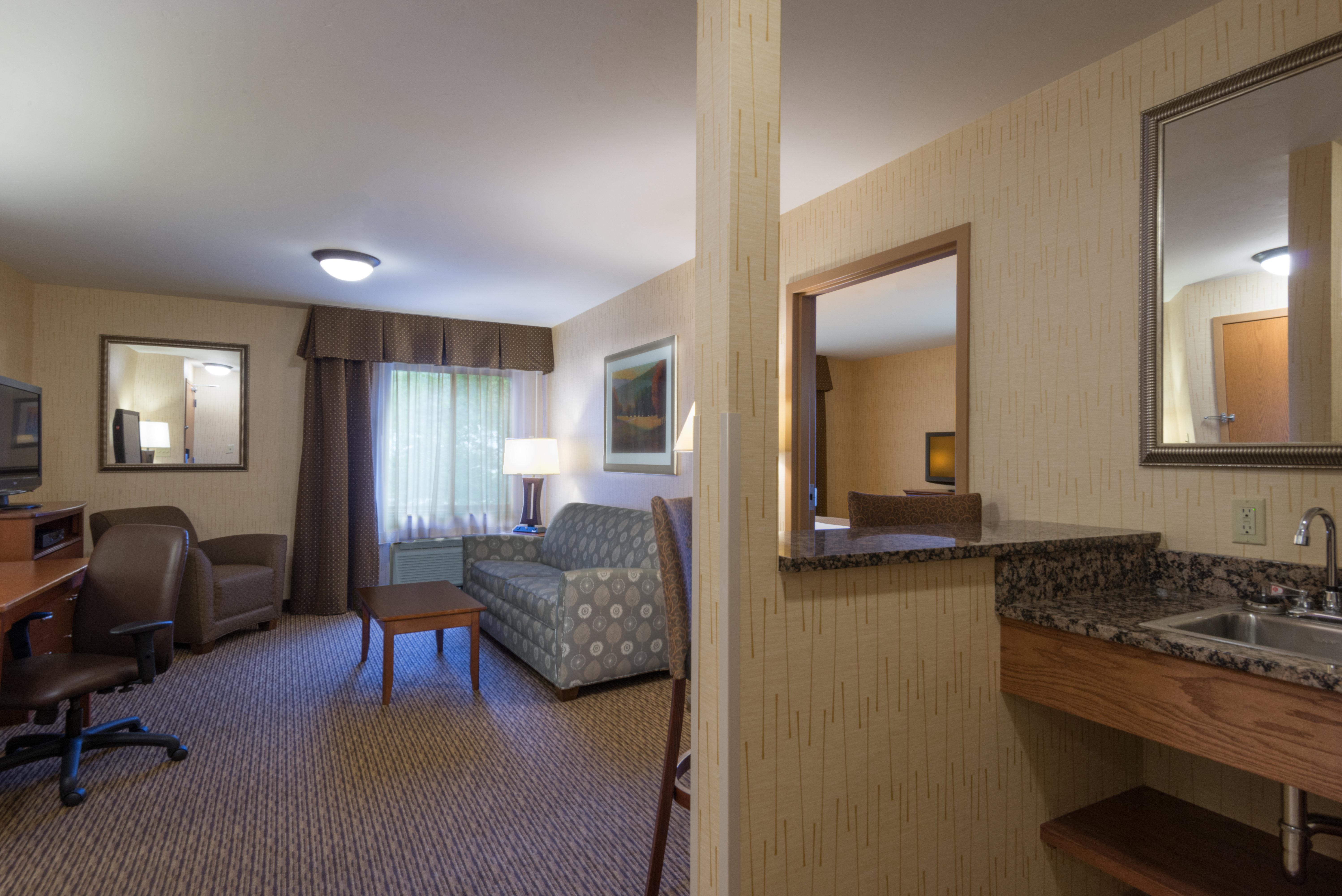 Hotel By Ihg 3*